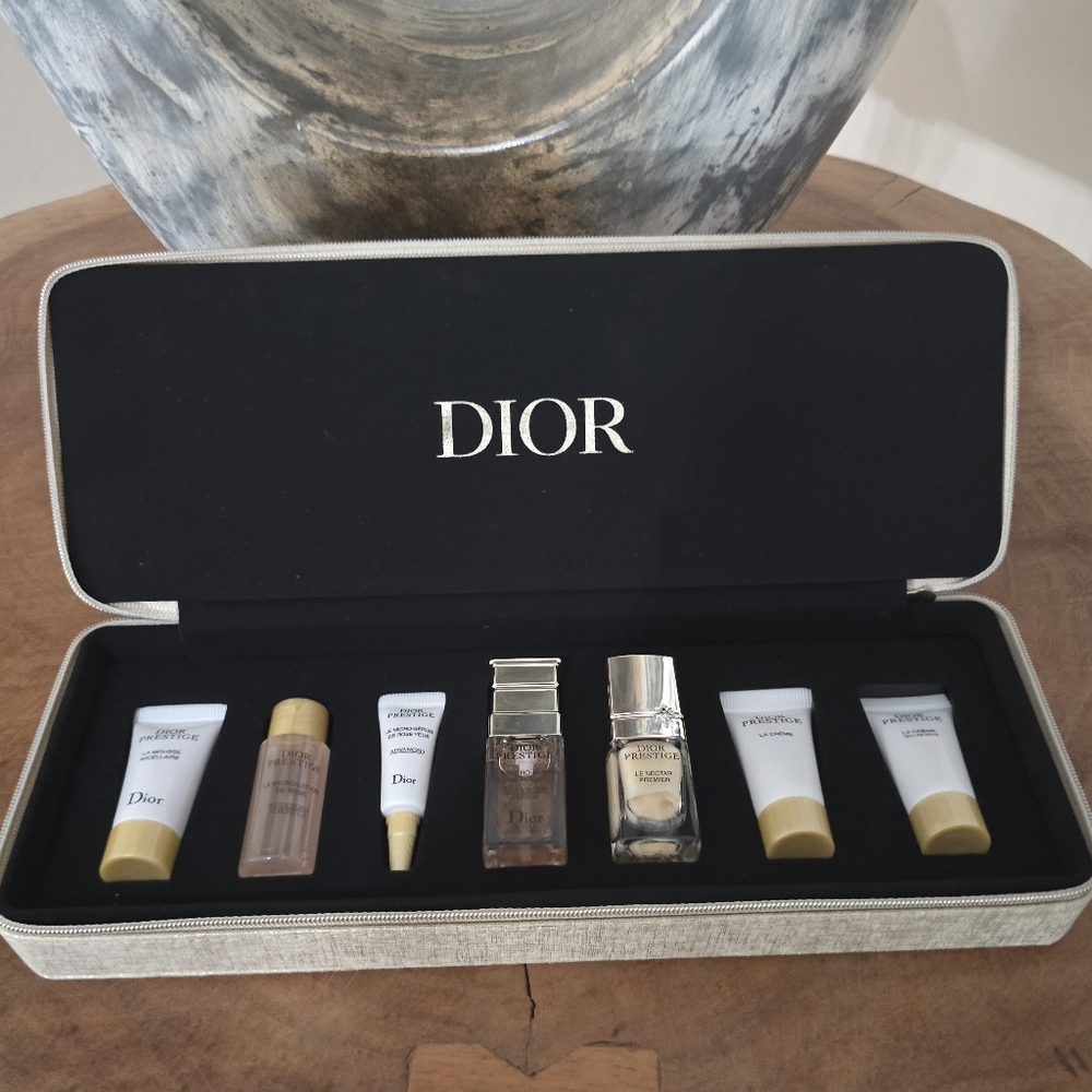 Christiam Dior Beaury Travel Set